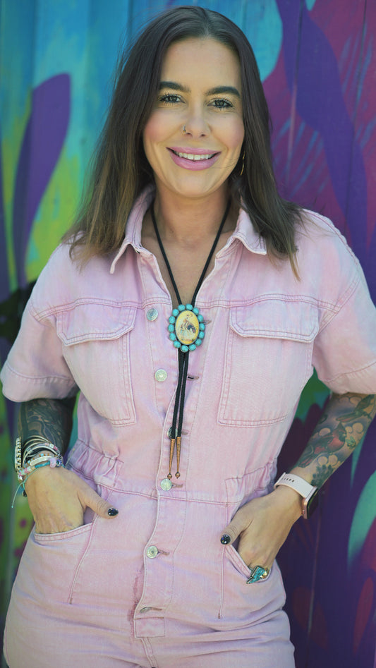 Cowgirl Bolo